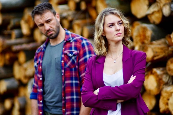 Канал "Украина" покажет премьеру фильма "О чем не расскажет река"