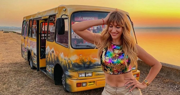 Леся Никитюк похвасталась соблазнительной фигурой в боди