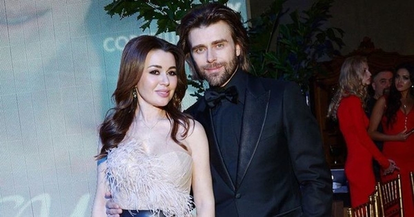 Парализовало руку: Новые подробности болезни Анастасии Заворотнюк