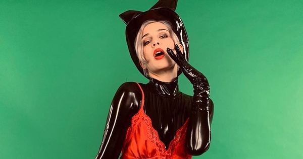 "Самая красивая в мире": MARUV поразила фанов нежным образом