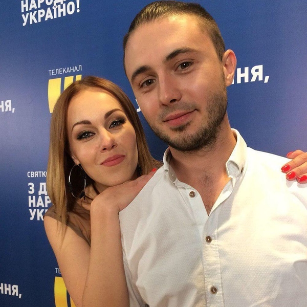 "Музыкальная платформа": певица Alyosha рассказала, почему не спит по ночам