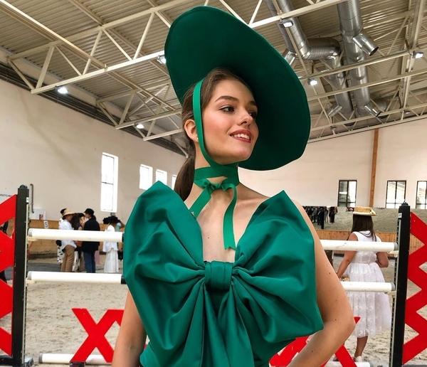 Жена Дмитрия Комарова снялась в рекламе косметики