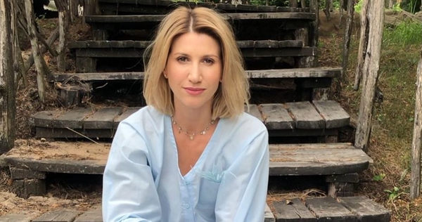 Не узнать: Анита Луценко удивила новым имиджем - фото