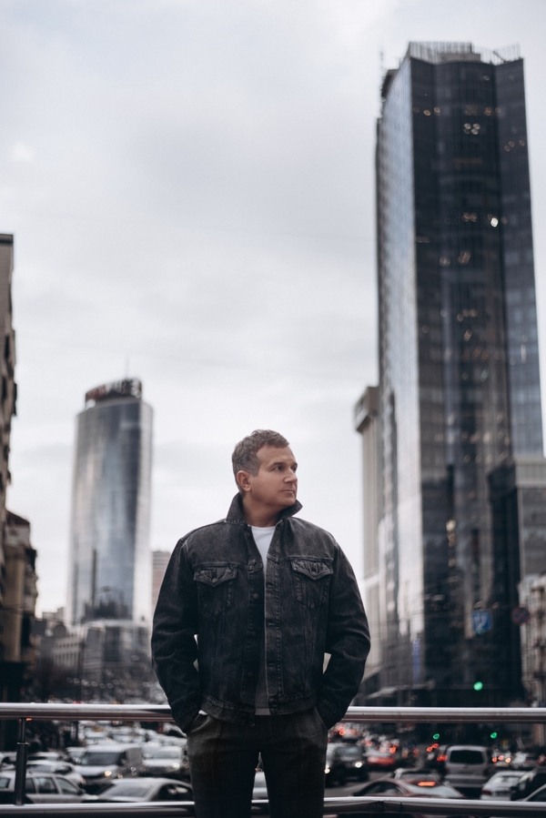 Горбунов рассказал о взрослении сына и признался, что больше всего ценит в Кате Осадчей