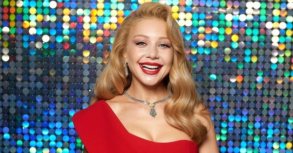 Тина Кароль показала редкое фото с подросшим сыном Вениамином