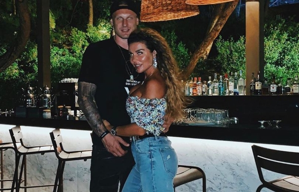 "Ты — мой воздух": Анна Седокова больше не скрывает свой роман