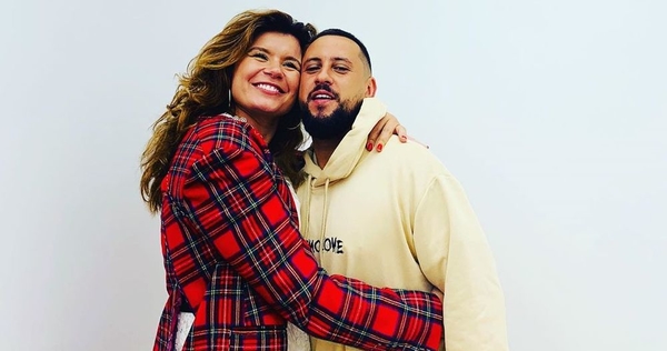 MONATIK с женой посетили Диснейленд в одинаковых нарядах - милое фото