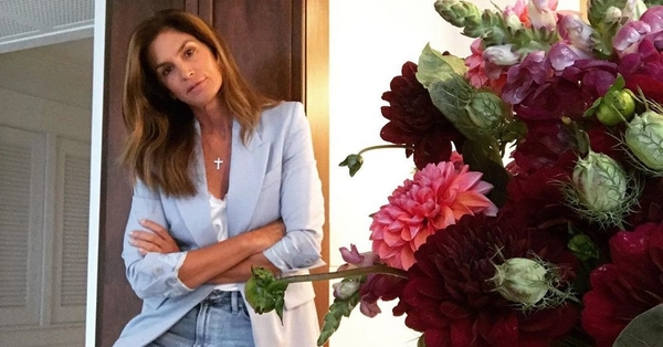 Редкое фото: Супермодель Синди Кроуфорд показала свою маму