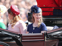 День рождения Луизы Виндзор: Что известно о младшей внучке Елизаветы II