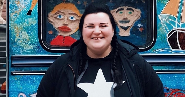 Редкое фото: Рэперша Alyona Alyona впервые показала маму