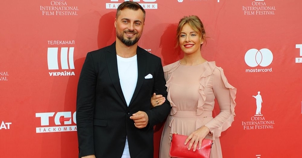 Елена Кравец впервые рассказала, как проходят ее свидания с мужем