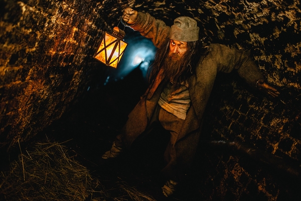 Сергей Бабкин превратился до неузнаваемости ради роли в фильме "Черный ворон"