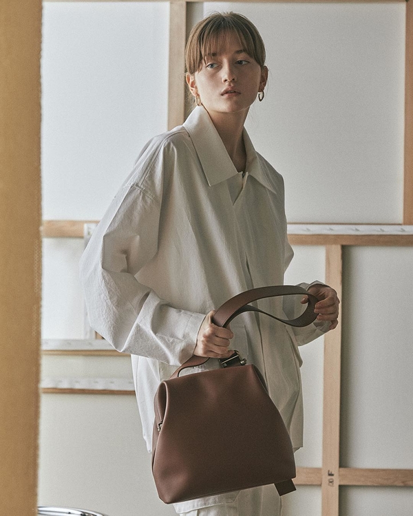 Ручная кладь: ТОП-10 вместительных и стильных сумок на зиму 2019/20