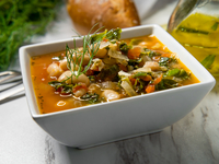 Рецепт на обед: суп затируха на курином бульоне