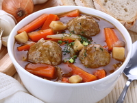 Кухни мира: чешский чесночный суп Чеснечка