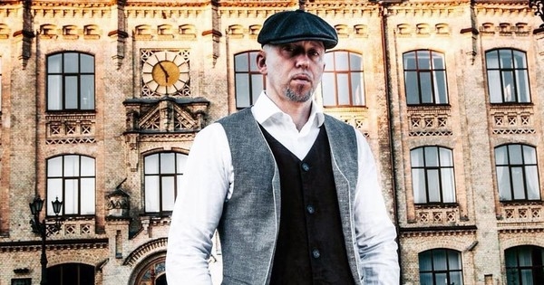 "Новый денежный станок": Серега показал крупным планом "НеМонатика"