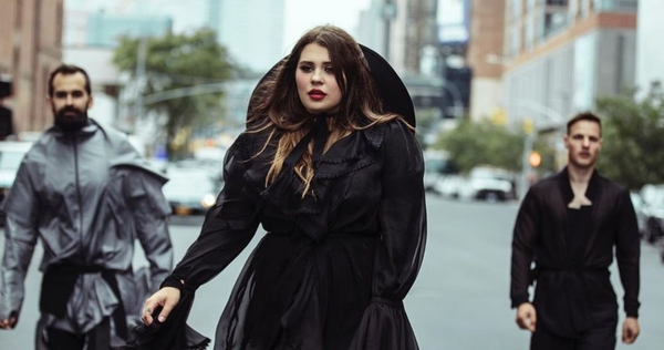 Группа KAZKA выпустила новую зажигательную песню "Палала" - видео