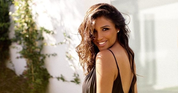 Санта Димопулос восхитила снимком подросшего сына: фото