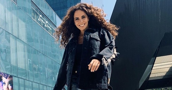 Забыла надеть трусики?: Каменских возмутила Сеть пикантным нарядом