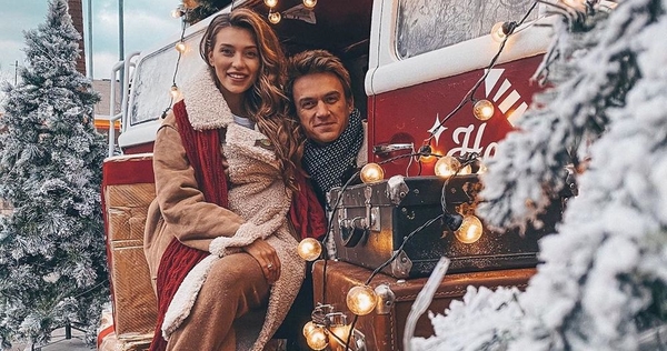 Регина Тодоренко и Влад Топалов отмечают первый день рождения сына