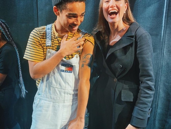 Анджелину Джоли подловили без макияжа во время необычной встречи