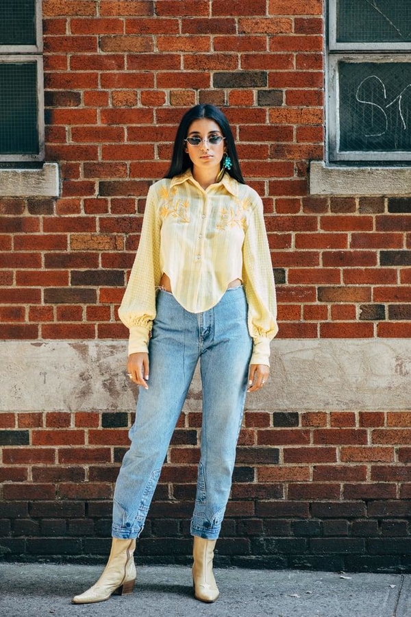 Ход с денима: Самые модные джинсы 2020 года