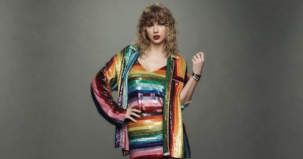 День рождения Тейлор Свифт: ТОП-20 самых ярких фото из Instagram певицы