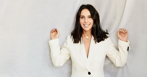 Джамала вместе с мужем снялась в нежной фотосесии