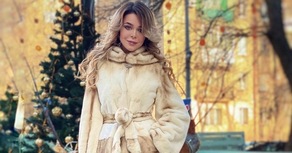 "Безумно люблю!": Алина Гросу трогательно поздравила маму с днем рождения