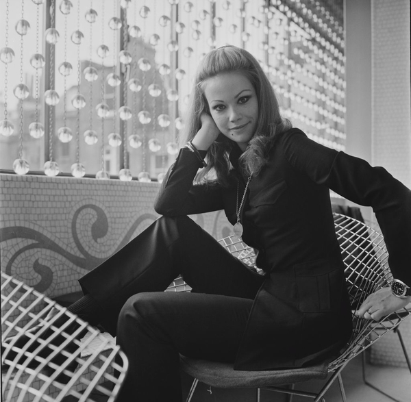 Умерла "Девушка Бонда" Клодин Оже