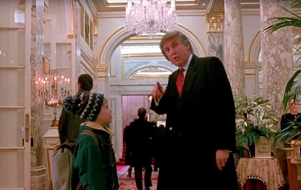 Канадский канал вырезал сцену с Трампом из фильма "Один дома 2"