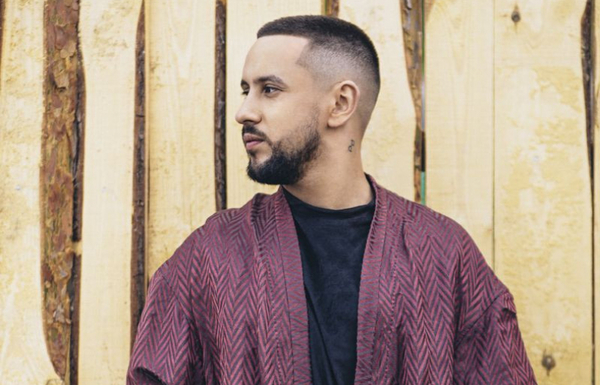 Добавить в плейлист: MONATIK выпустил ЕР "Мріяти не шкідливо"