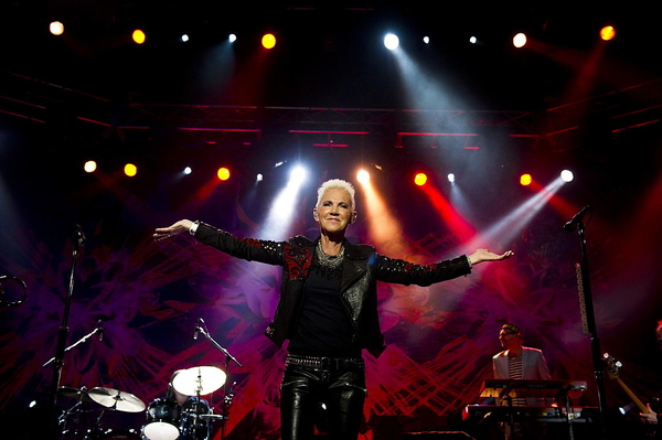 Итоги года: Кто из знаменитостей умер в 2019