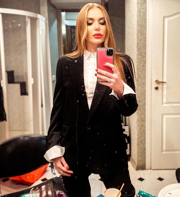 "Красиво живут и везде успевают": Слава Каминская раскритиковала звезд Instagram