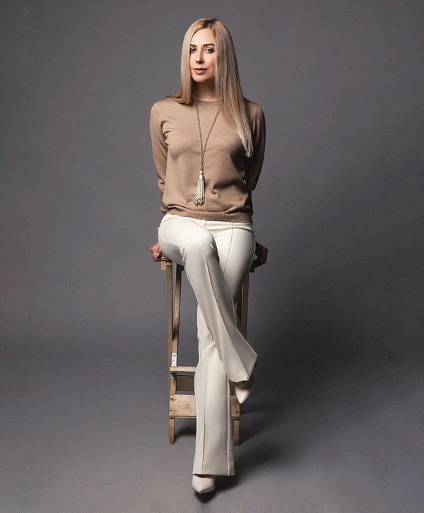 Три поколения: Тоня Матвиенко показала фото с мамой и дочерьми