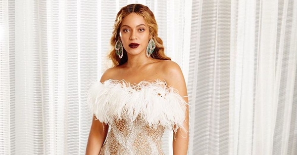 Певица Бейонсе показала лучшие моменты ушедшего года