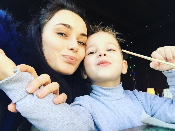 Совместный отдых: Ксения Мишина выставила милые фото с сыном