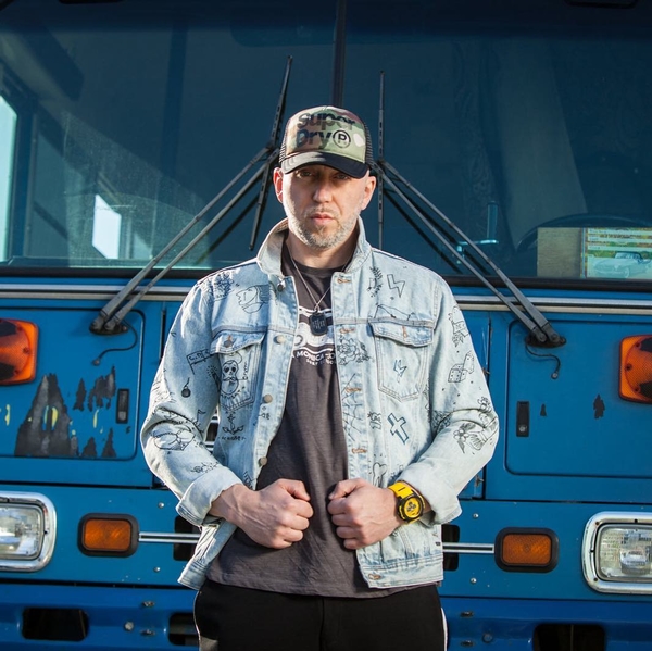 Серега посвятил стих погибшим в авиакатастрофе МАУ в Иране