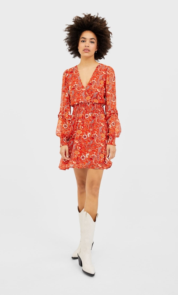 Месяц романтики: ТОП-7 самых красивых платьев на День святого Валентина