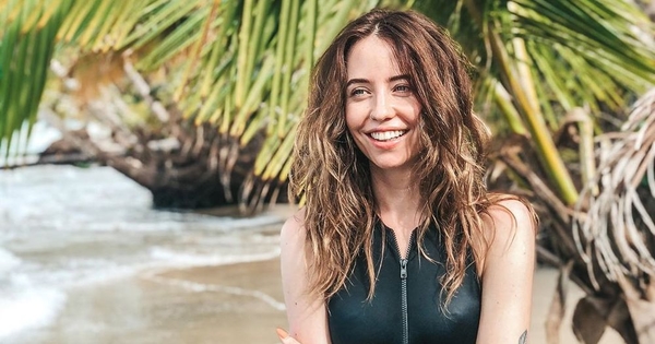 Надя Дорофеева попрощалась с отпуском горячим фото