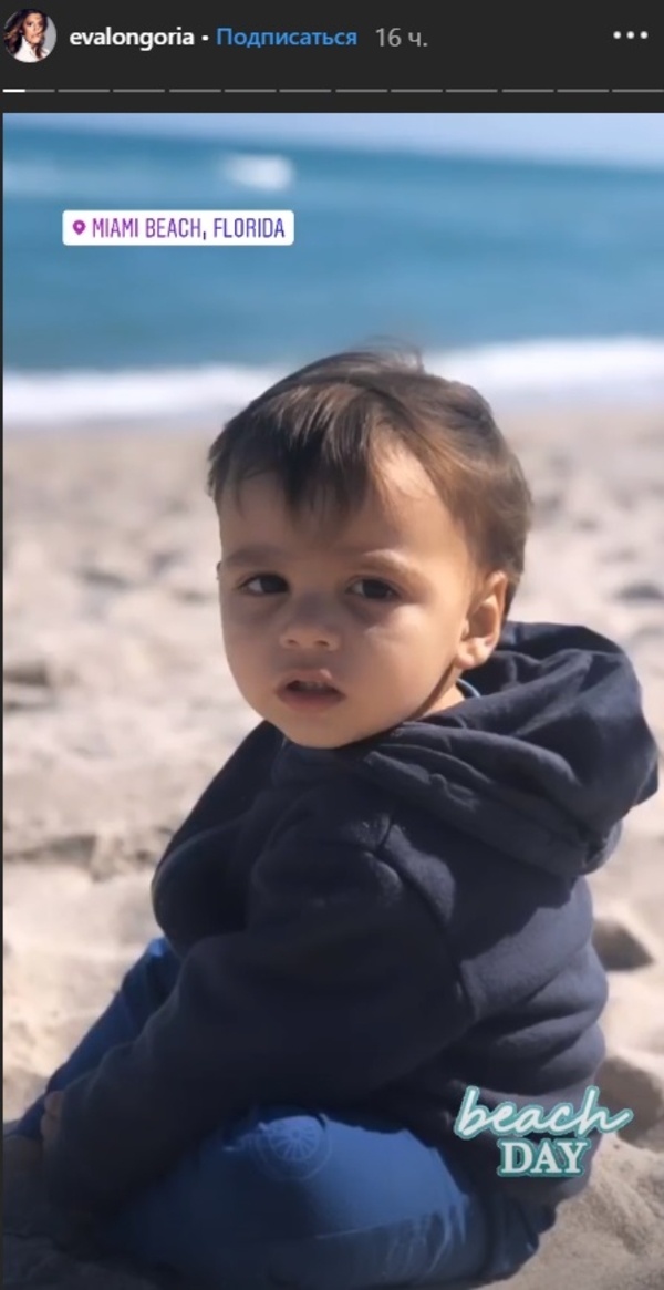 Какие формы: Ева Лонгория засветила аппетитные ягодицы в купальнике