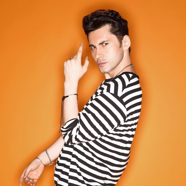 Дан Балан похвастался стильной черно-белой фотосессией