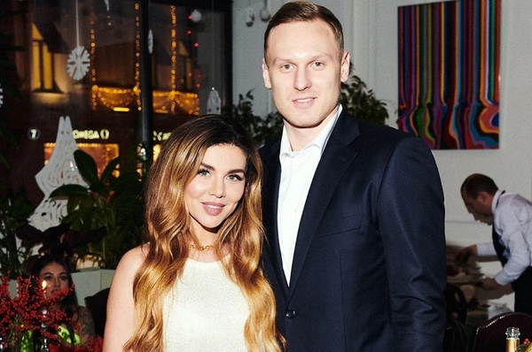 Анна Седокова показала постельное фото с Янисом Тиммой