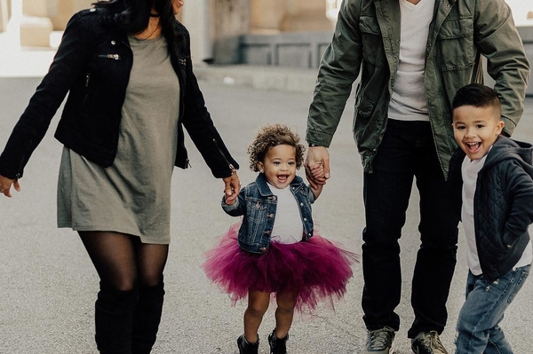 instagram.com/greyson_land