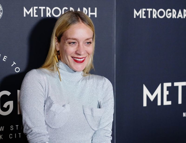 Звезда "Американской истории ужасов" Хлоя Севиньи подтвердила беременность