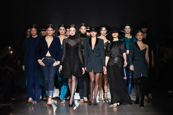 Третий день UFW: Мулен Руж, девушка Бонда и любовь во всех ее ипостасях