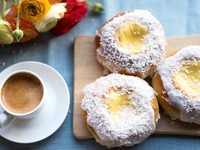 Кухни мира: норвежские булочки Skoleboller с кремом