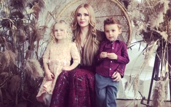 "Спасибо за сына и за дочь": Слава Каминская похвасталась стильными детьми