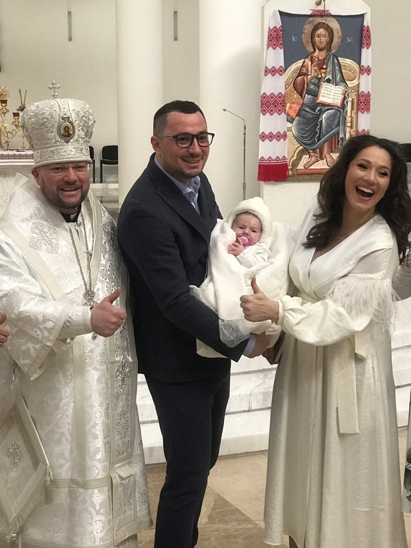 Крестины дочери Наталки Карпы: В Сети появились первые фото видео