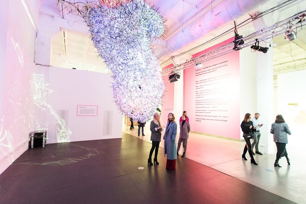 Елена Зеленская посетила выставку Ukraine WOW: Какой наряд выбрала первая леди